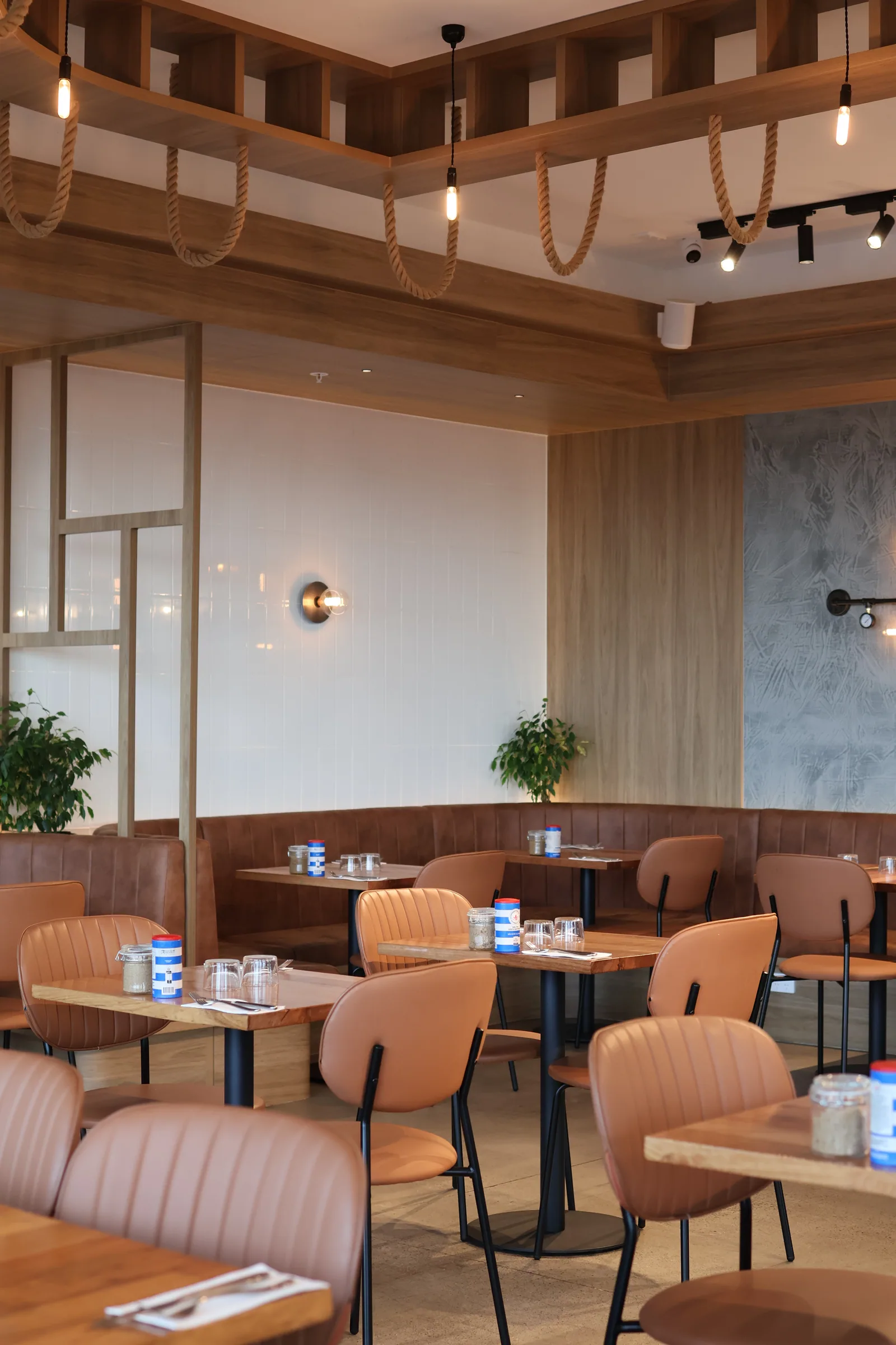 François Eatery | Mambourin Marketplace